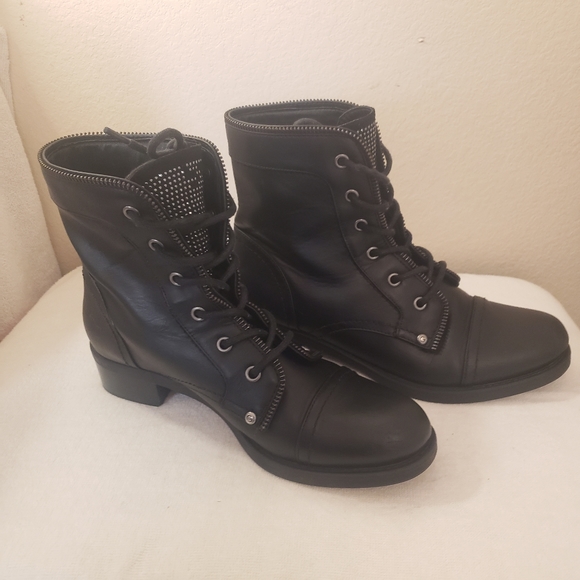 GBG Guess Lace up Boots sparkle on tongue zipper around boot combat, motor sz 8 - Picture 4 of 12